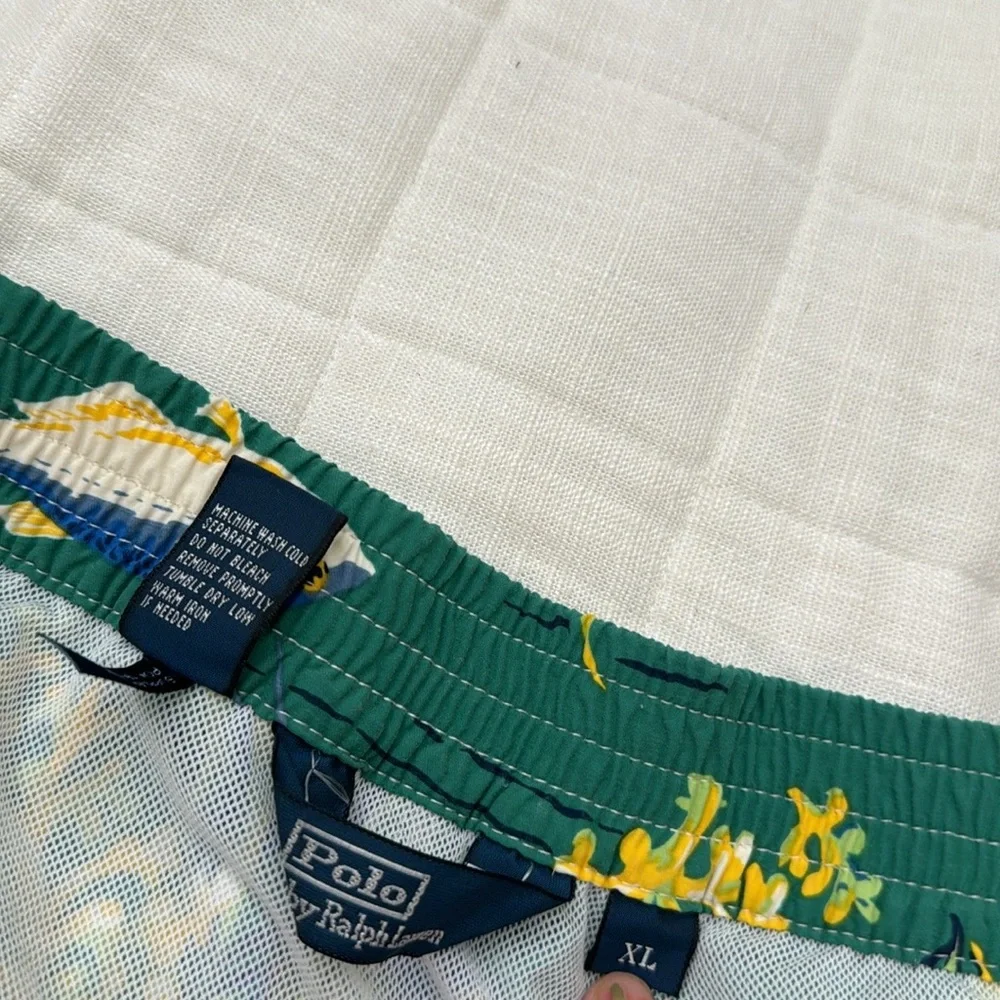 POLO RALPH LAUREN Swim Trunks Mens Sz XL Green Multicolor Fish Print Lined Board